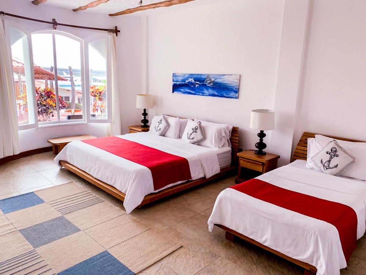 Hotel Angermeyer Waterfront Inn Puerto Ayora  Extérieur photo