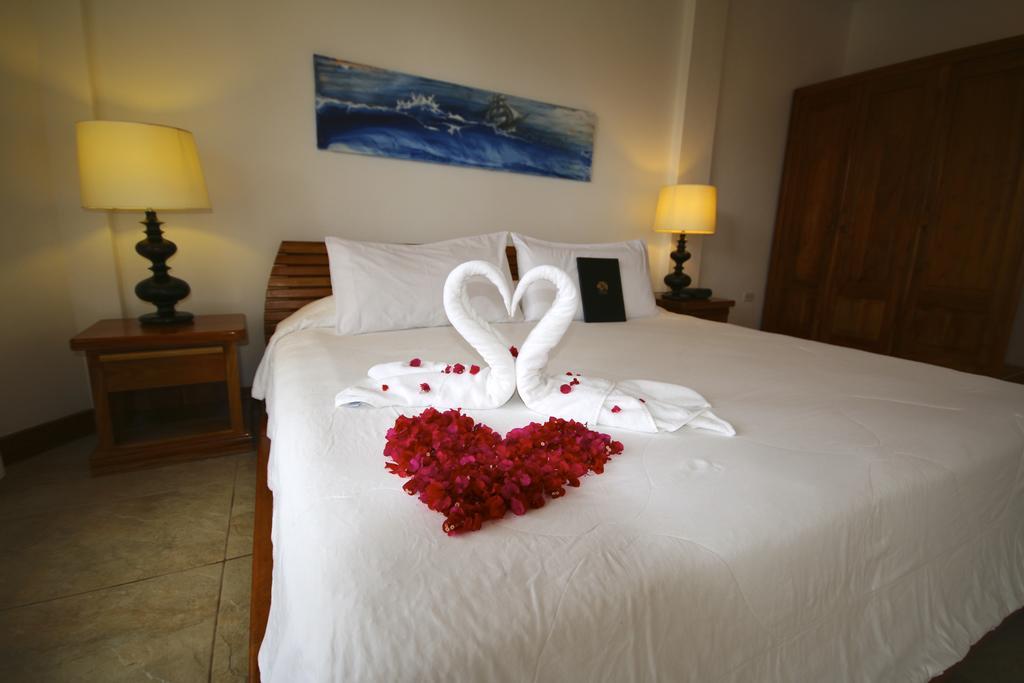 Hotel Angermeyer Waterfront Inn Puerto Ayora  Extérieur photo